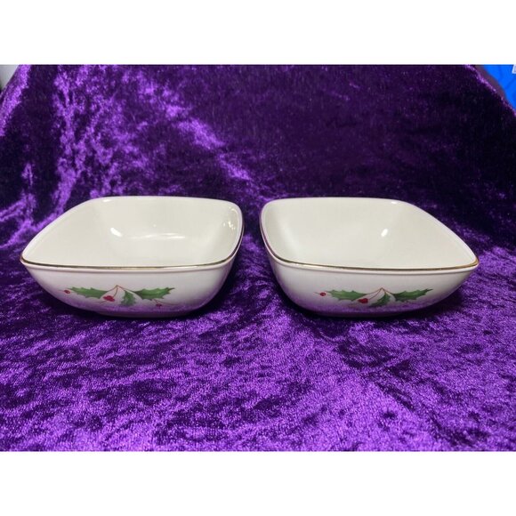 Lenox Holiday Christmas Dipping Bowl Set Of 2 Square Holly and Berry Design - Picture 4 of 8